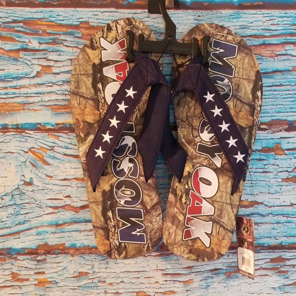 🏷NWT Men's Mossy Oak Flip Flops